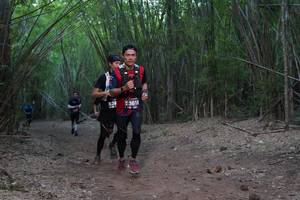 BIB: 3618
                            <button type="button" onclick="openModal(4101990)" class="btn btn-primary btn-sm float-right btn-popup" data-toggle="modal" data-target=".modal-high-quality">
                        <i class="fas fa-shopping-cart"></i> Add to Cart
                    </button>
                                            <button type="button" onclick="isThisMe(4101990, true)" class="btn btn-success btn-sm float-right btn-popup btn-isme hidden" data-toggle="tooltip" data-placement="bottom" title="นี่คือรูปของคุณใช่ไหม คลิกที่นี่เพื่อเอาเข้าอัลบั้ม">
                        <i class="fas fa-plus"></i> Add to album
                    </button>
                    <button type="button" onclick="isThisMe(4101990, false)" class="btn btn-warning btn-sm float-right btn-popup btn-isnotme hidden">
                        <i class="fas fa-ban"></i> Remove from album
                    </button>